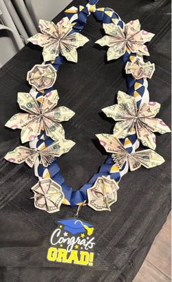 Graduation Money Leis 2026