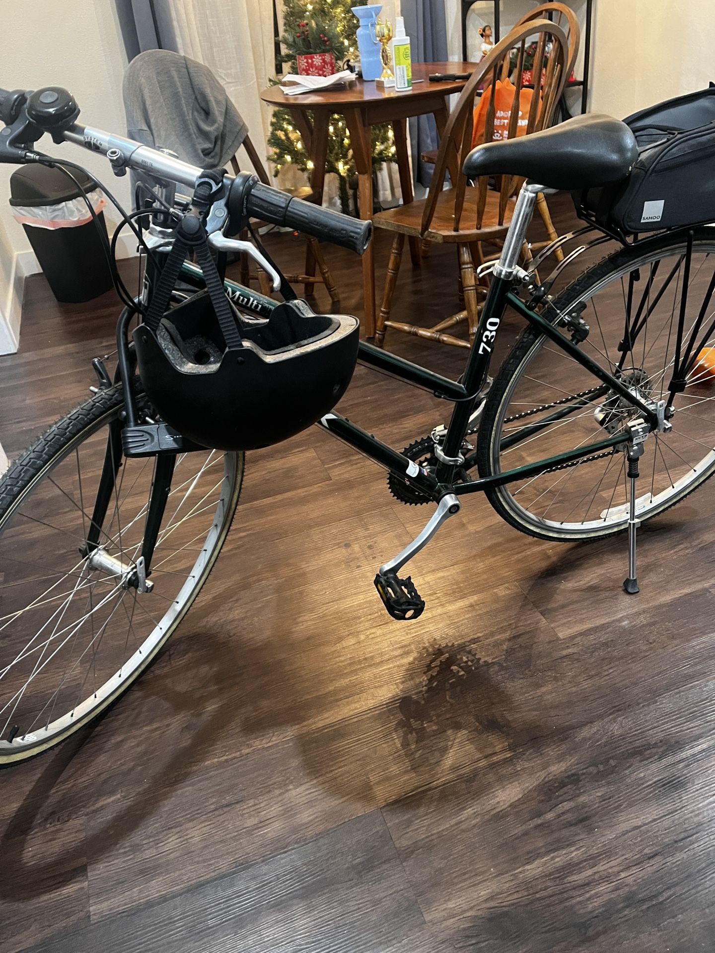 Hybrid Bicycle Trek MultiTrack 730