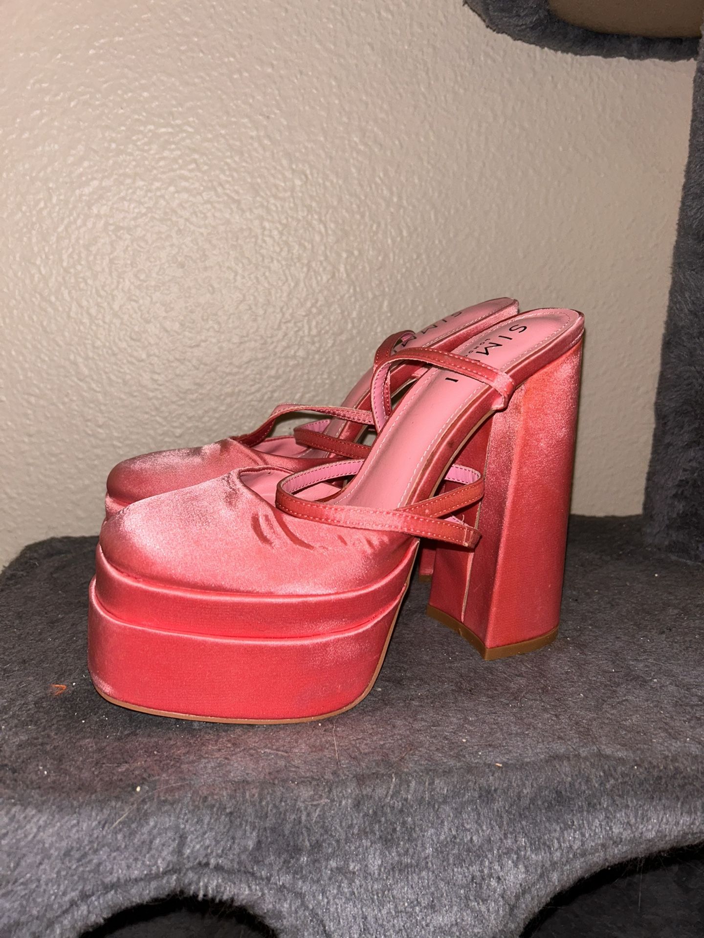 Dollz Kill Pink Heels 6.5