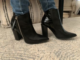 Black Boots
