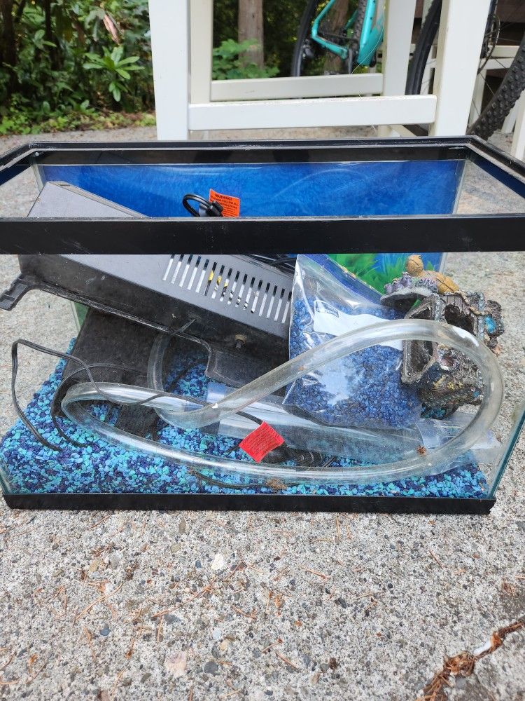 10 Gallon Fish Tank