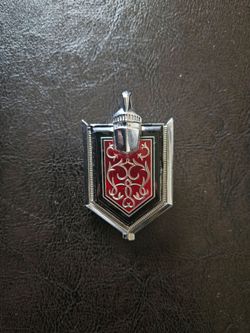 Vintage 70s-80s Chevrolet Monte Carlo Crest Emblem hood ornament