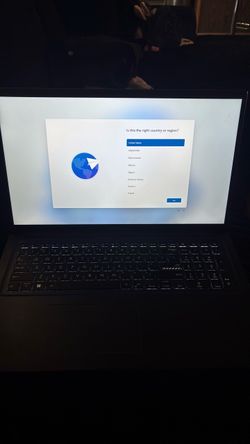 ASUS Laptop 17