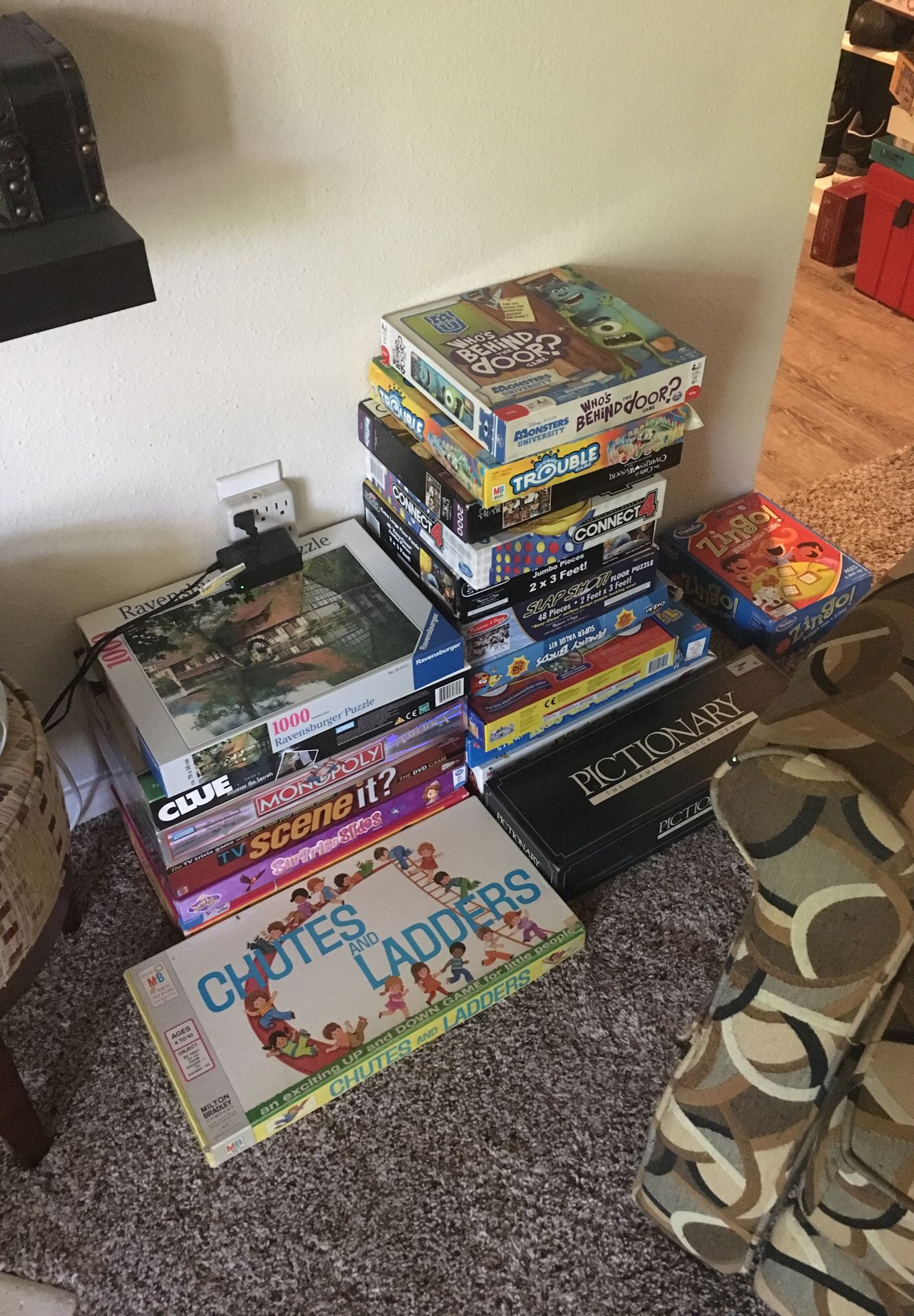 All kinds of board game s & puzzles over 150