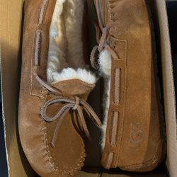 Girls UGG Moccasins