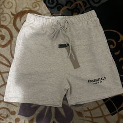 Light oat essential shorts 