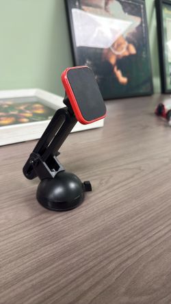 Magnetic Phone Mount with Suction Cup Base