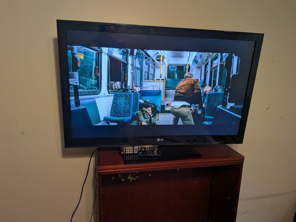 50 Inch TV With 4k Firestick & Remotes