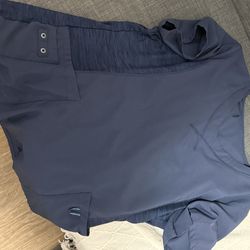 Women’s scrubs