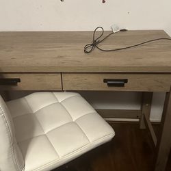 Desk With Usb