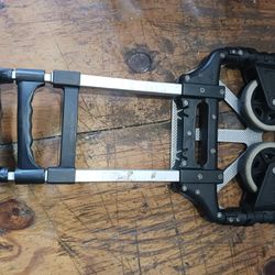 Hand TRUCK. Foldable. Adjustable 