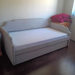 2 Bed Couch 