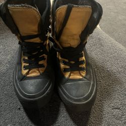 Winter Is Coming ❄️Converse Chuck Taylor All Star Tekoa Hi Top Boot- Men’s Size 5/ Women’s Size 6.5