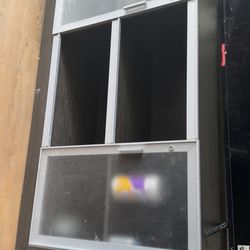 Entertainment Center/Tv table