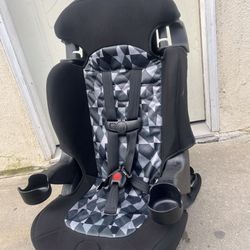 COSCO BOOSTER CAR SEAT 