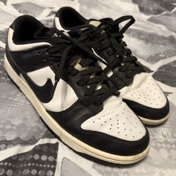Dunk Low Panda