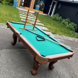 8ball Pool Table 