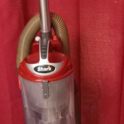 Shark   Professional  Swivel  Vacuum 