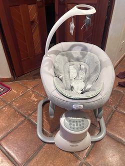 Graco soothe my way baby swing