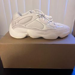Yeezy 500 SZ 10