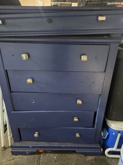 Dresser