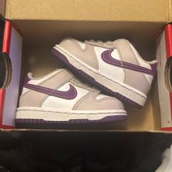 Nike|Grey/Purple|4c