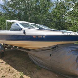 Bayliner Capri - Lake Ready