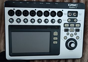 Mixer Touch mix 8 QSC