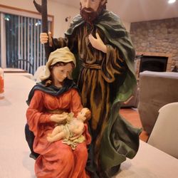 Mary, Joseph & Baby Jesus Statue