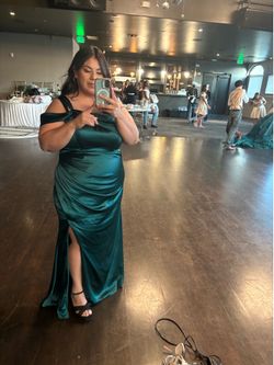 Green dress size 20
