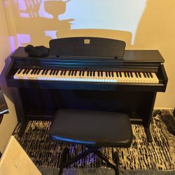 Williams Overture Digital Piano. 