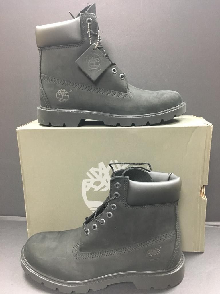 New timberland size 9.5 for men nuevos
