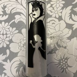 Snow White And The Evil Queen Candle 