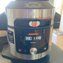 Ninja Foodi 14-in-1 8 qt. XL Pressure Cooker Steam Fryer with