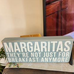 Wood Wall Hanging Margarita