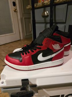 Air Jordan 1 Sneakers mens size 9