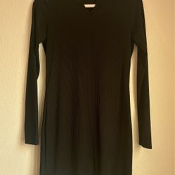 Woman’s Black Dress 🖤