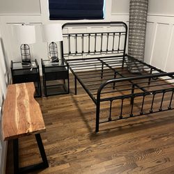 Gently Used Bedroom Set Pieces 