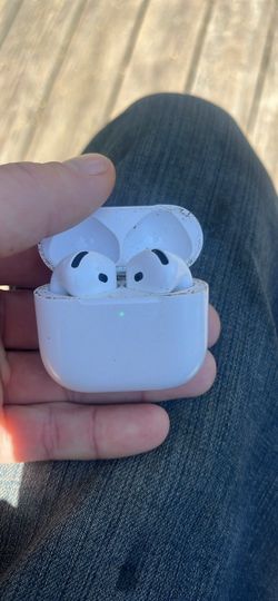 AirPod 4