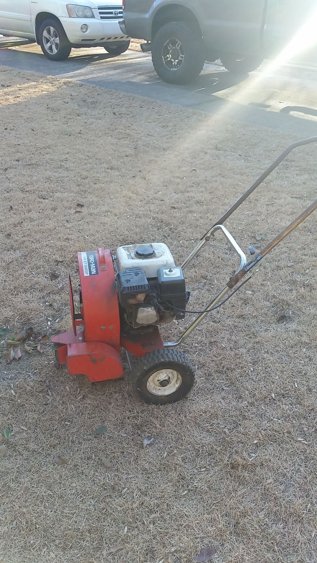 Street leaf blower