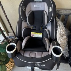 GRACO 4-Ever Car seat Model: 1948314