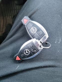 Oem Mercedes benz fob keys