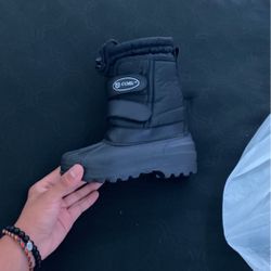 Khombu Winter Boots, Baby size 10