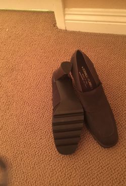 Donald Pliner Shoes