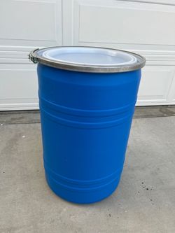 30 Gallons Barrels Drum