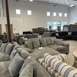 SOFAS! Sectionals!! And More! Come In To See Current Inventory 