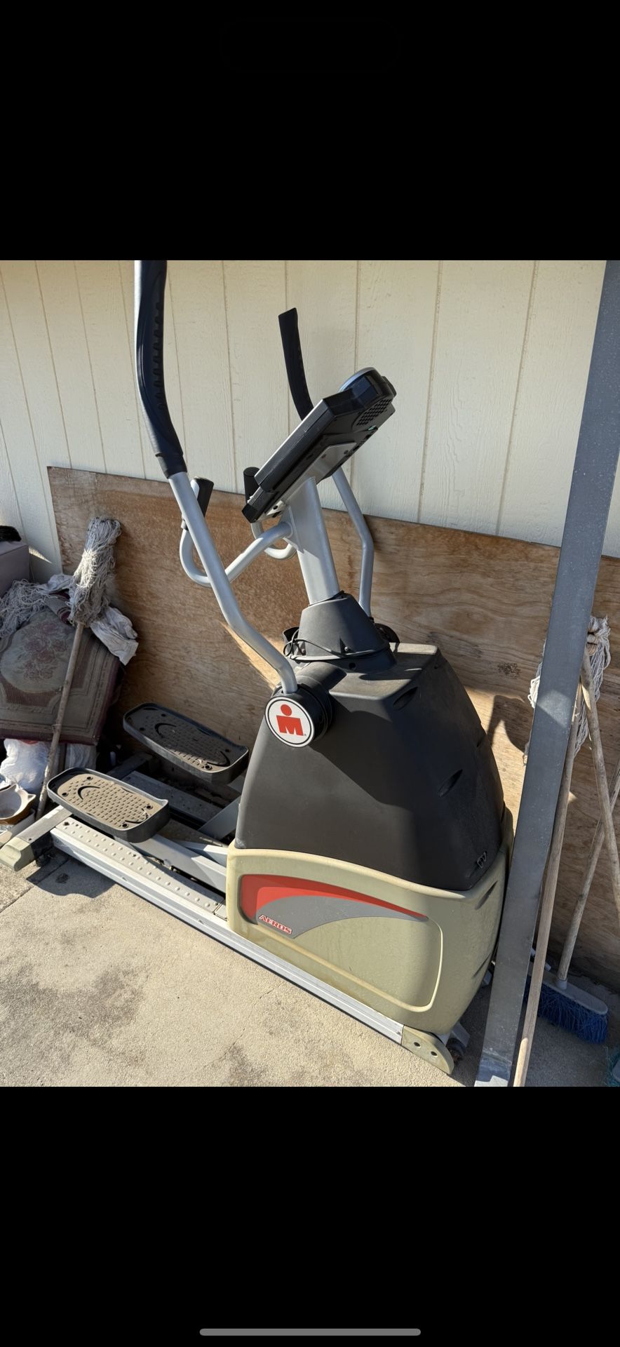 Aeros Elliptical 