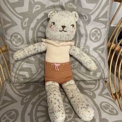 Hand knit BlaBla Kitty 