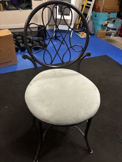 Vanity Chair