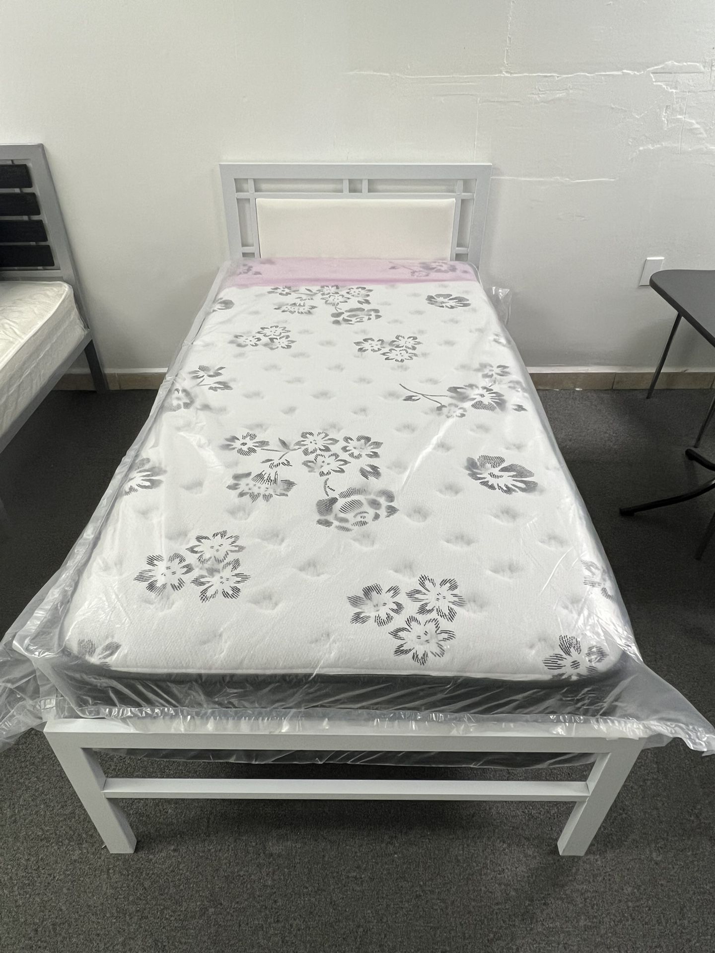 Cama Personal Con Colchon ,Twin Size Bed With Mattress